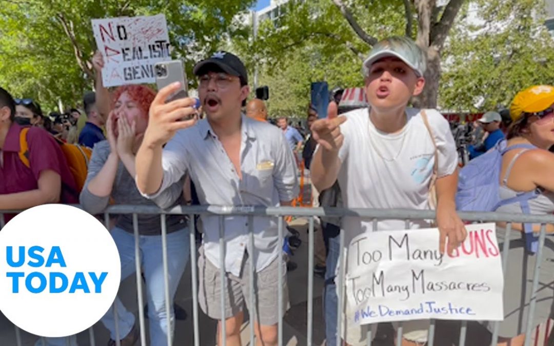 Let Us Pray: NRA convention met with protests days after Uvalde mass shooting | USA TODAY